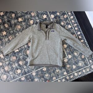 Patagonia Quarter Zip, Gray sized Medium